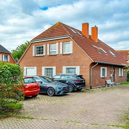 Alina, Frisch Renoviert Mit Balkon!
